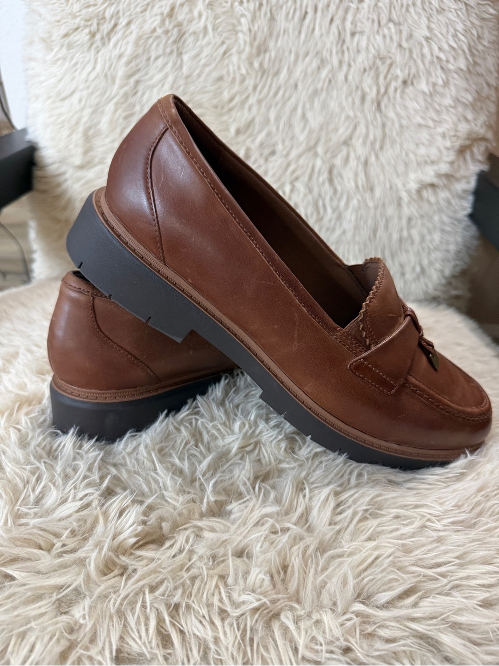 Clarks Westlynn Bella Tan Leather Loafers Women’s 12 W Wide Tassel Shoes NWOB - Picture 7 of 8